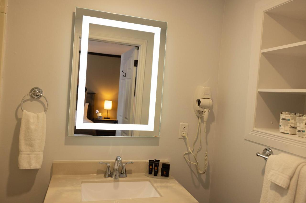 Motel 7 Inn & Suites Beresford Екстериор снимка