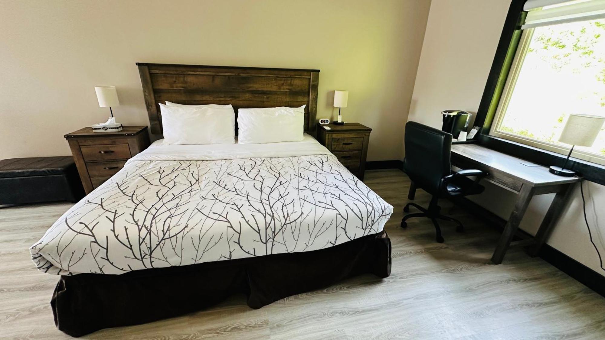 Motel 7 Inn & Suites Beresford Екстериор снимка