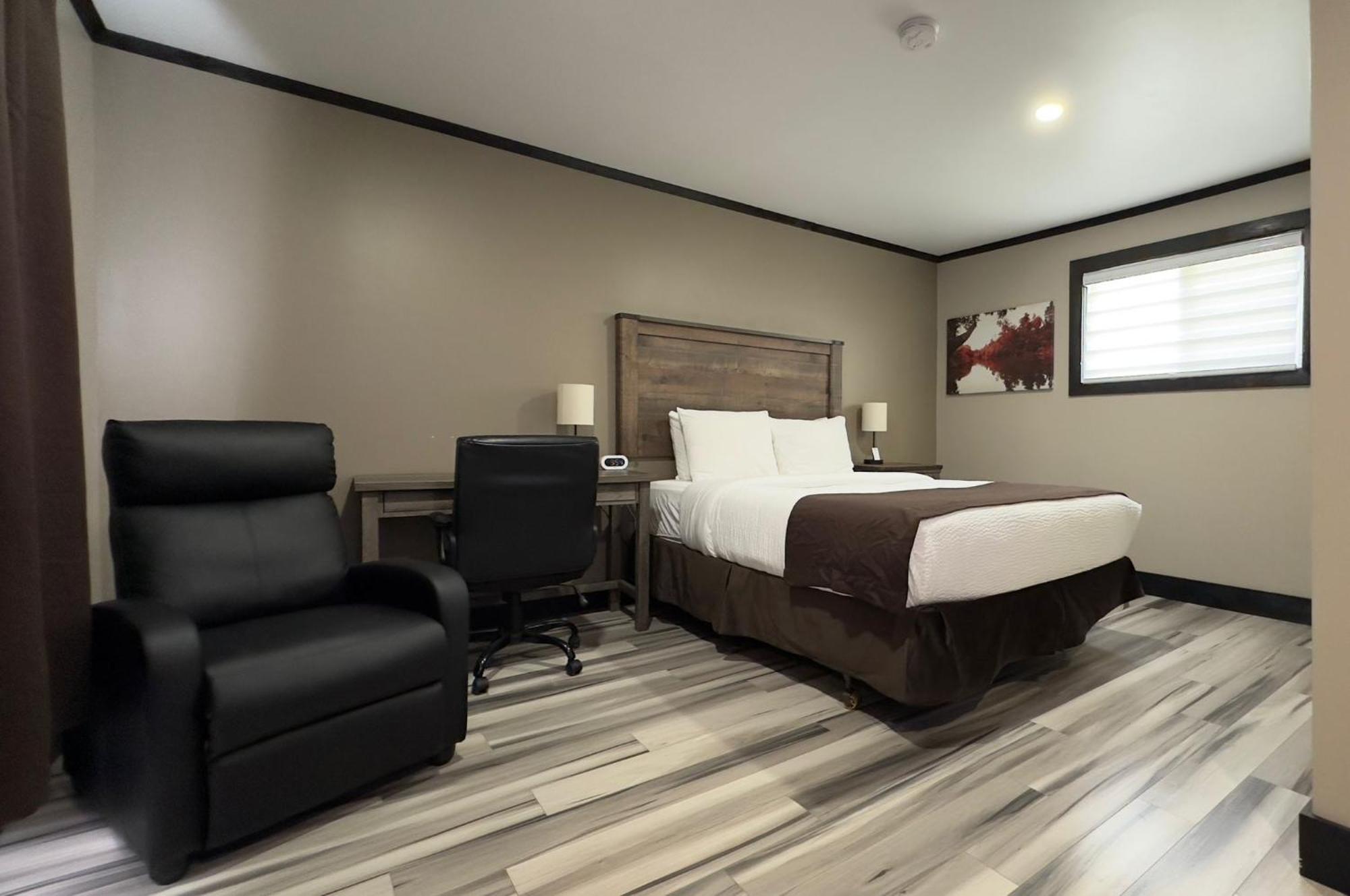 Motel 7 Inn & Suites Beresford Екстериор снимка