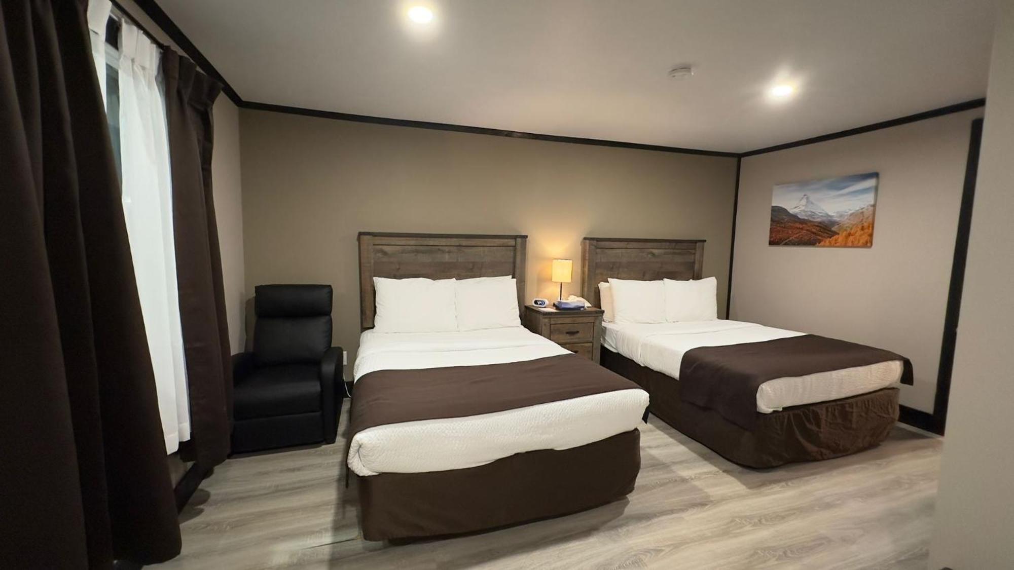 Motel 7 Inn & Suites Beresford Екстериор снимка